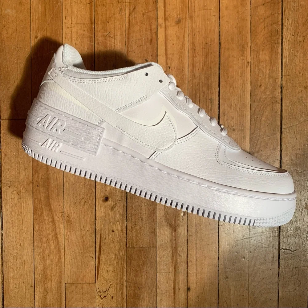 NEW Nike Air Force 1 Shadow Sneakers Triple White Mens athletic shoes Basketball
